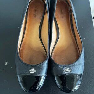 Coach Flats, Size 9